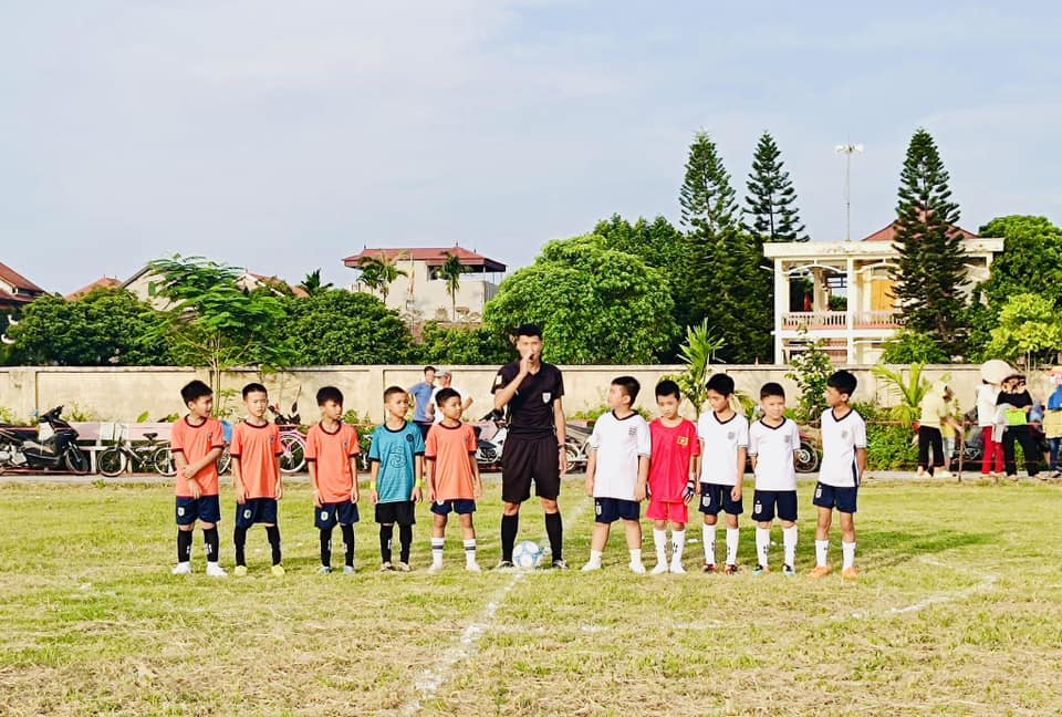 Cẩm Giàng khai mạc giải bóng đá nhi đồng U10 hè năm 2024